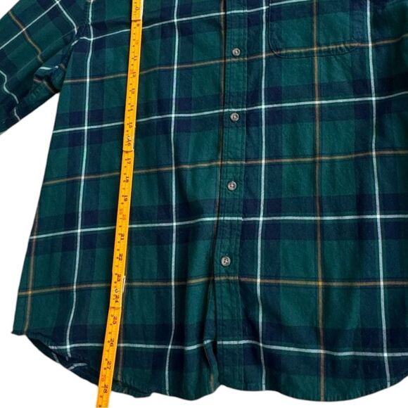 Old Navy Regular-Fit Built-In Flex Everyday Green Plaid Button Down Shirt. XXL. - Picture 5 of 8